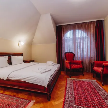 Madison Hotel